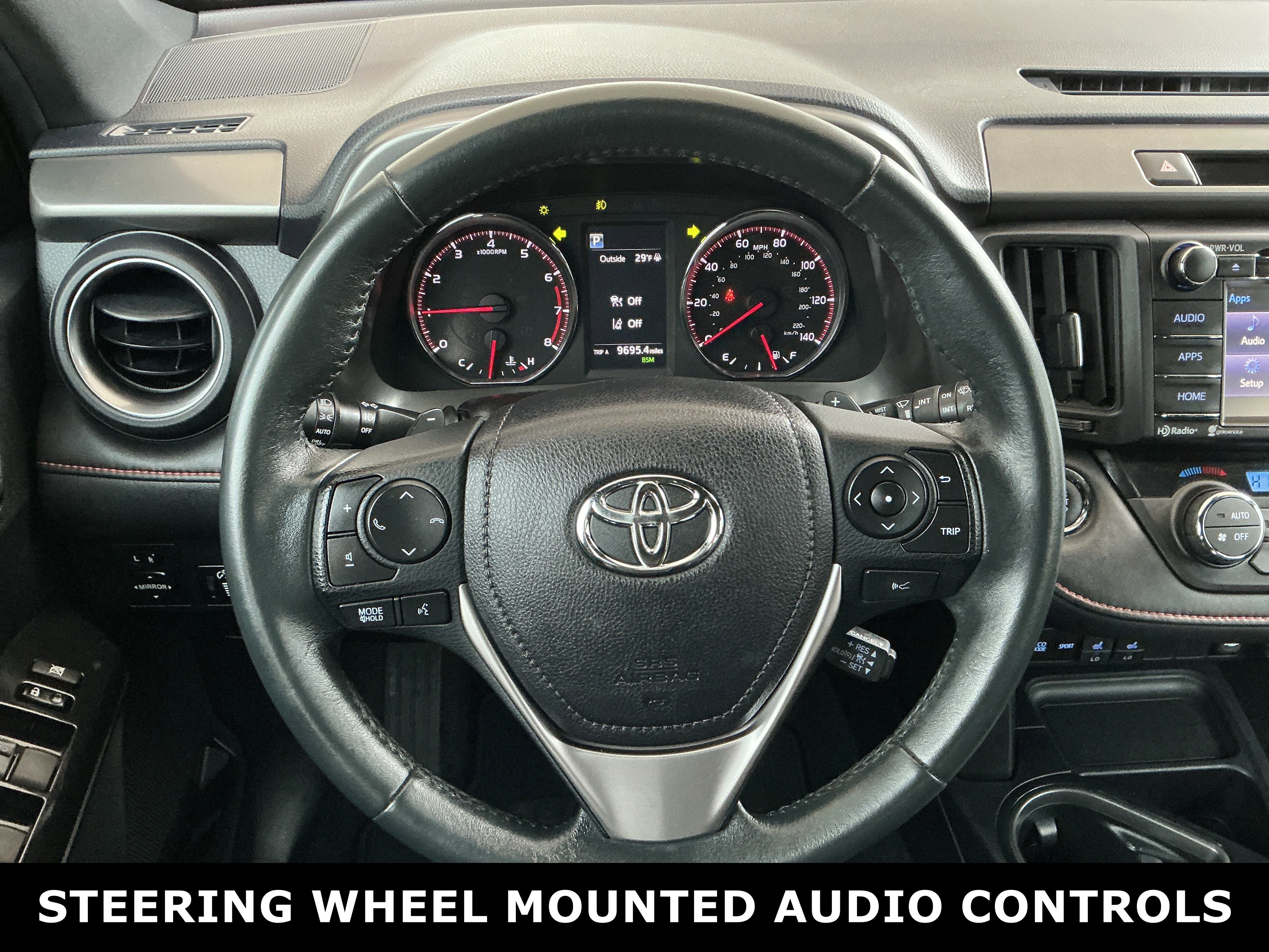 Used 2017 Toyota RAV4 SE image 5