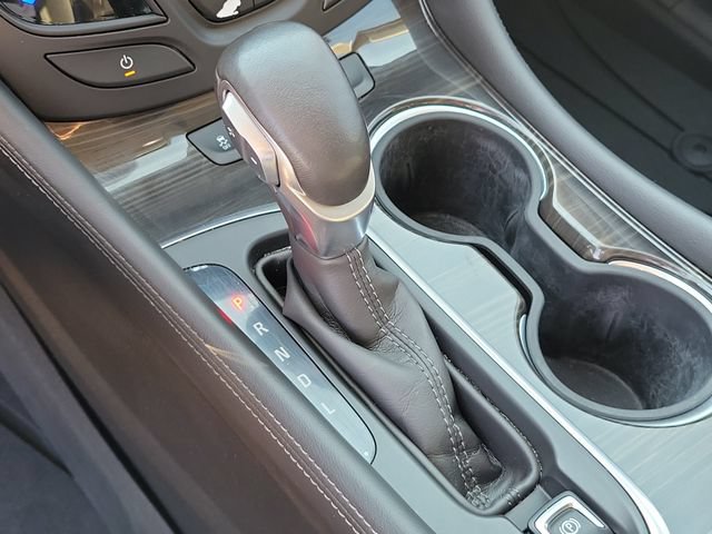 Used 2019 Buick Envision Essence FWD image 29