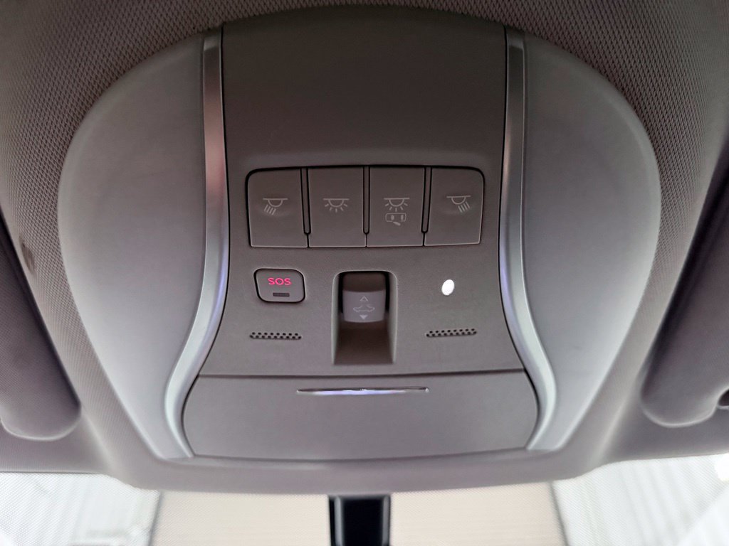 Used 2020 INFINITI QX60 Luxe w/ Sensory Package FWD image 25