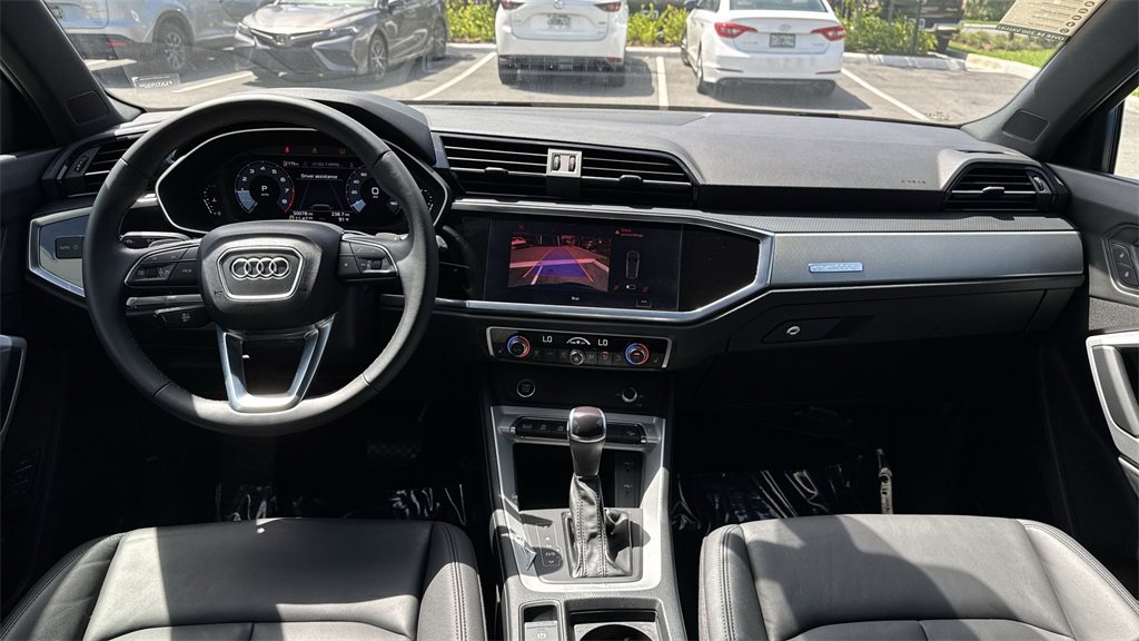 Used 2022 Audi Q3 2.0T Premium w/ Convenience Package image 15