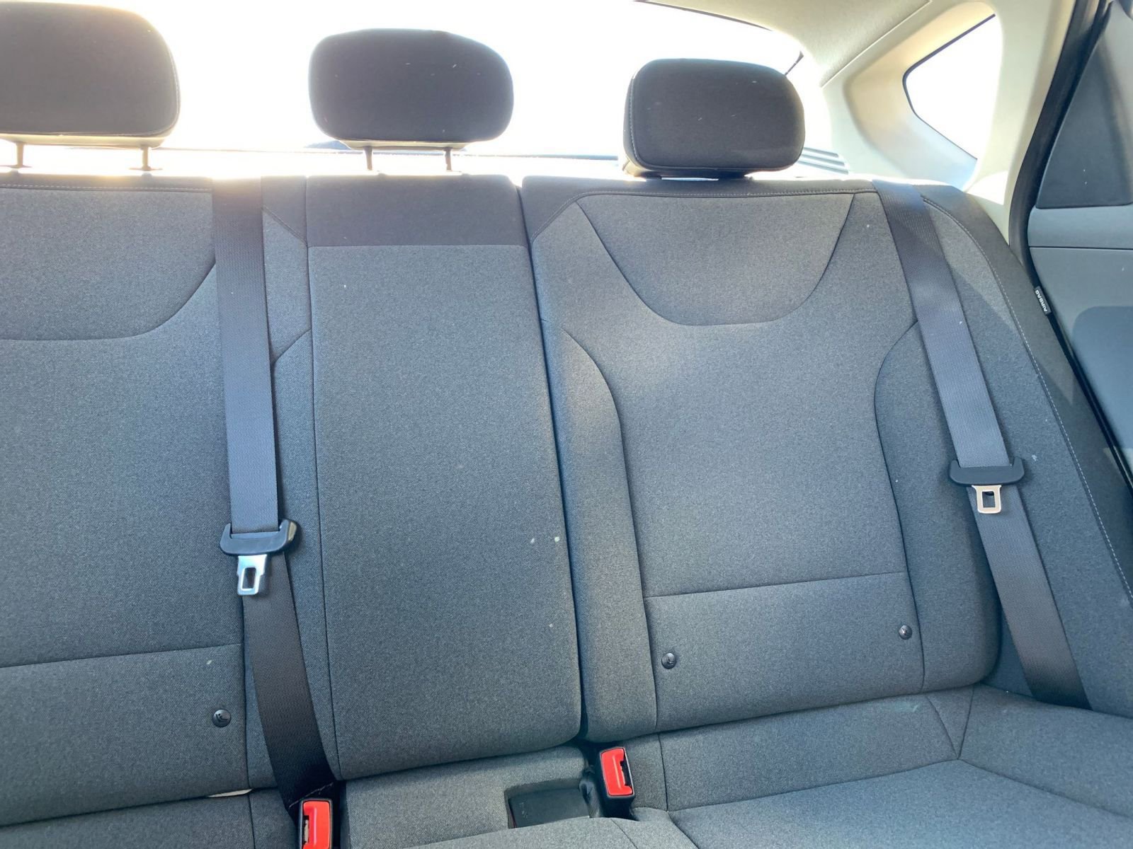 Used 2025 Kia K4 LXS image 36