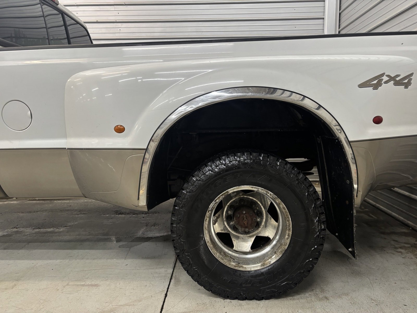 Used 2004 Ford F350 XL image 8