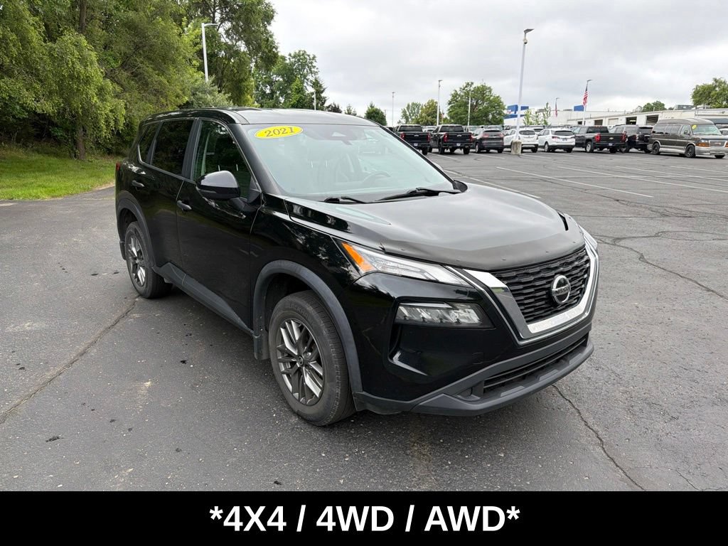 Used 2021 Nissan Rogue S AWD/4WD image 2