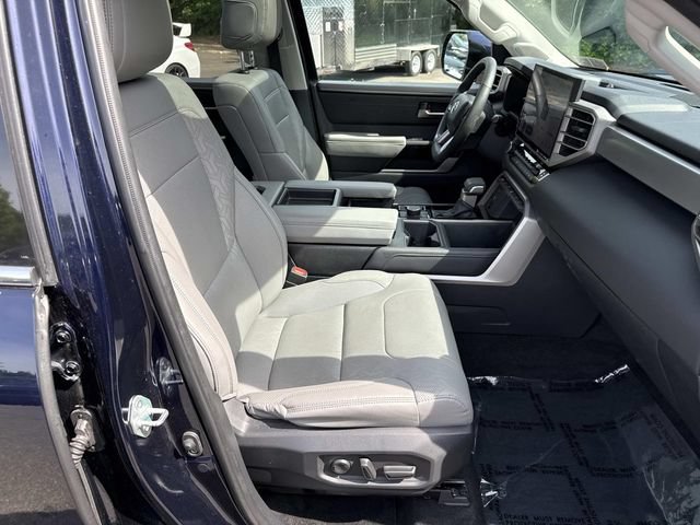 Used 2023 Toyota Tundra Limited AWD/4WD image 9