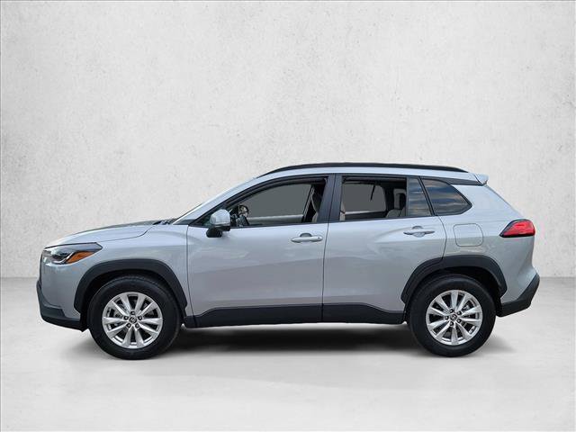 Used 2022 Toyota Corolla Cross LE w/ Moonroof Package image 8