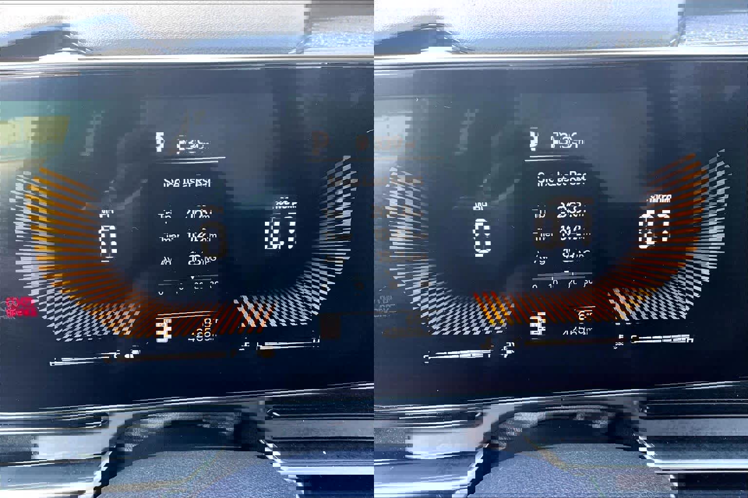 Used 2025 Kia Carnival image 22