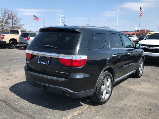 Used 2013 Dodge Durango Citadel w/ Technology Group image 2