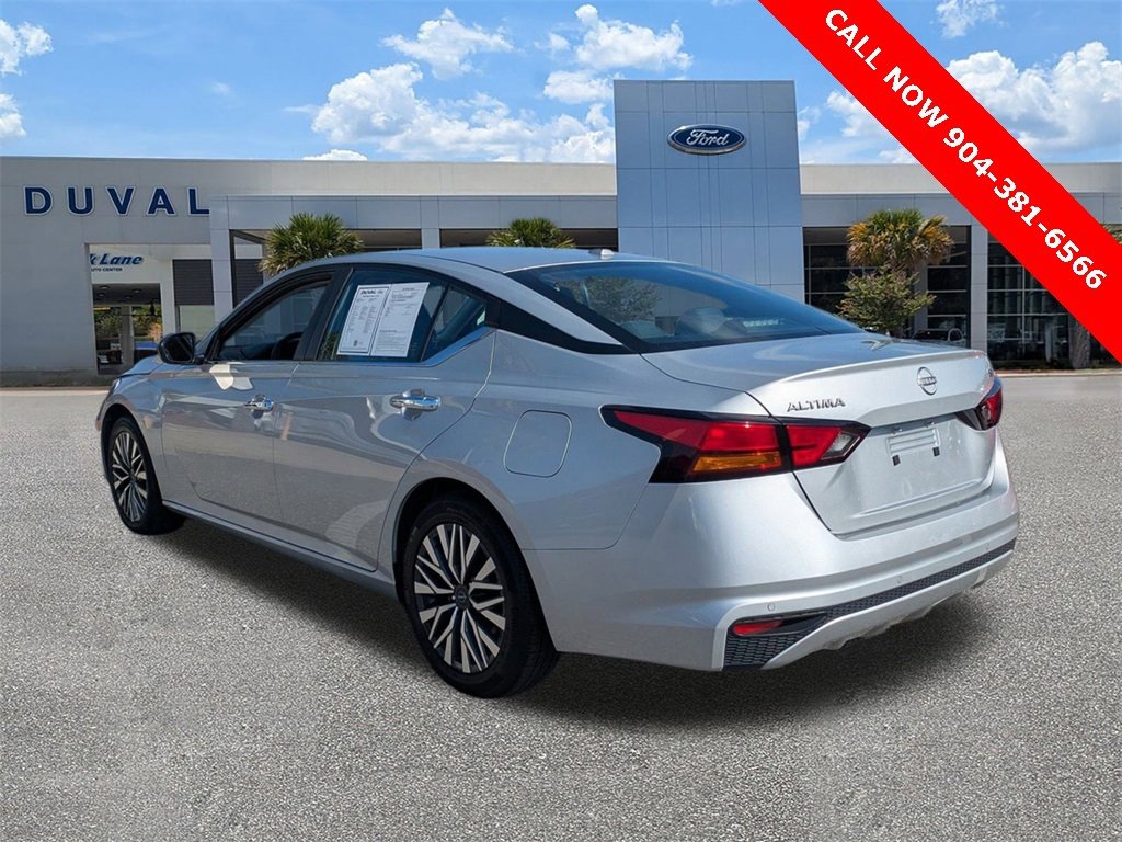 Used 2024 Nissan Altima 2.5 SV image 5