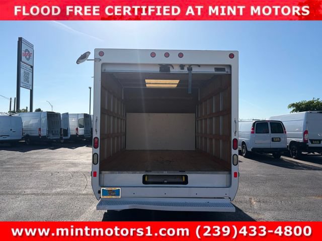 Used 2019 Ford E-350 and Econoline 350 Super Duty RWD image 19