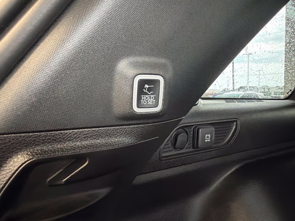 Used 2024 Jeep Grand Cherokee Altitude AWD/4WD image 22