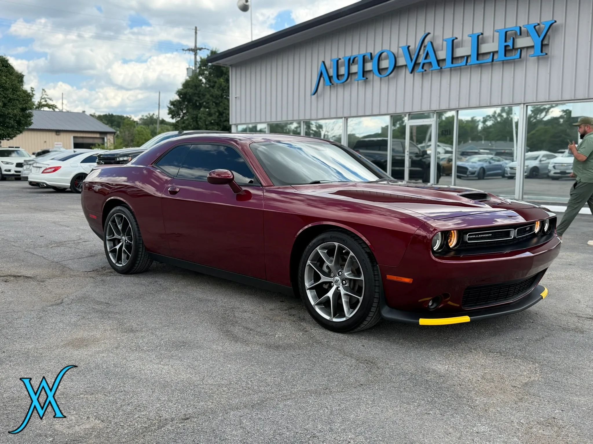 Used 2022 Dodge Challenger GT RWD image 1