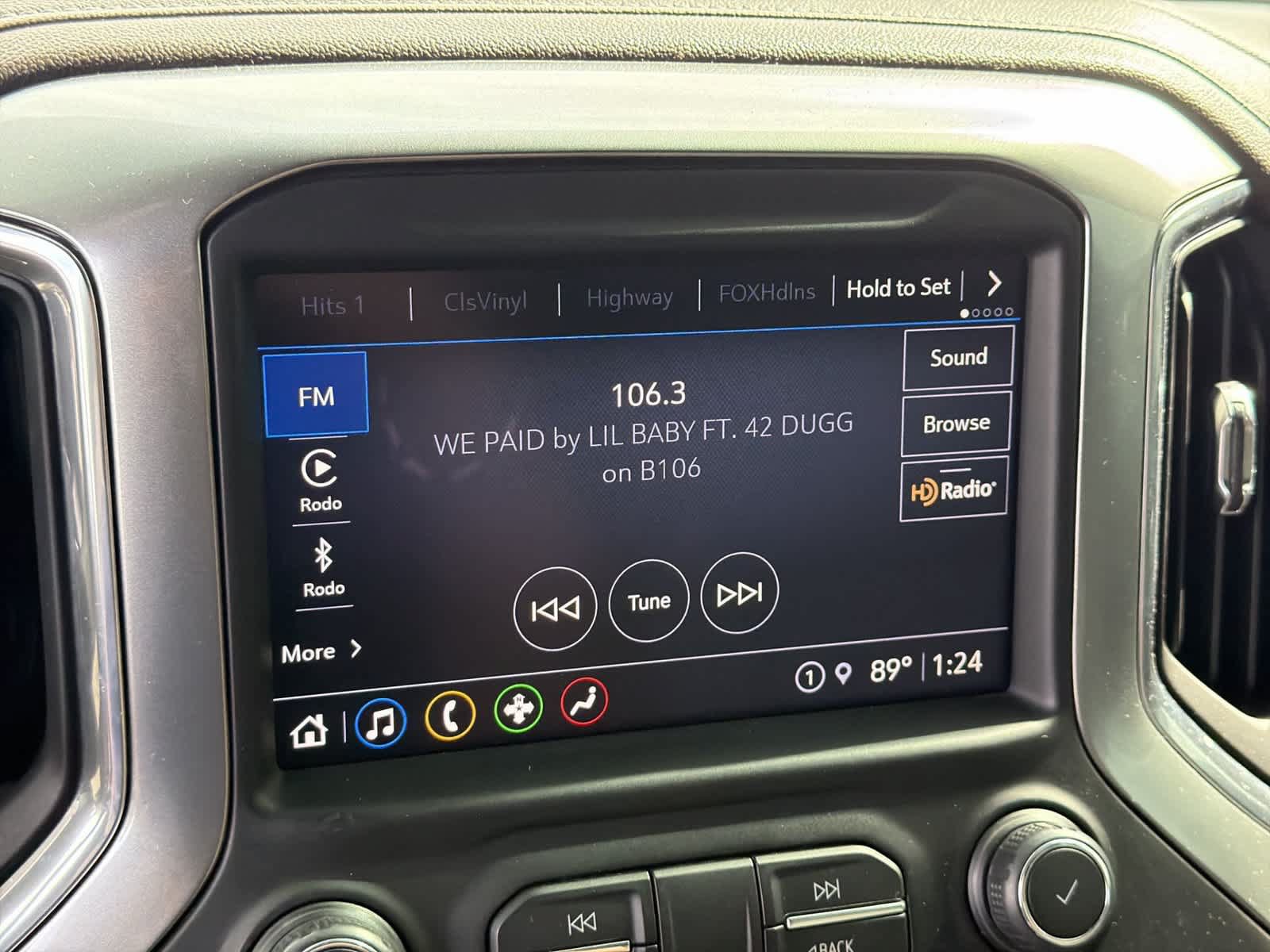 Used 2021 Chevrolet Silverado 1500 LTZ RWD image 13