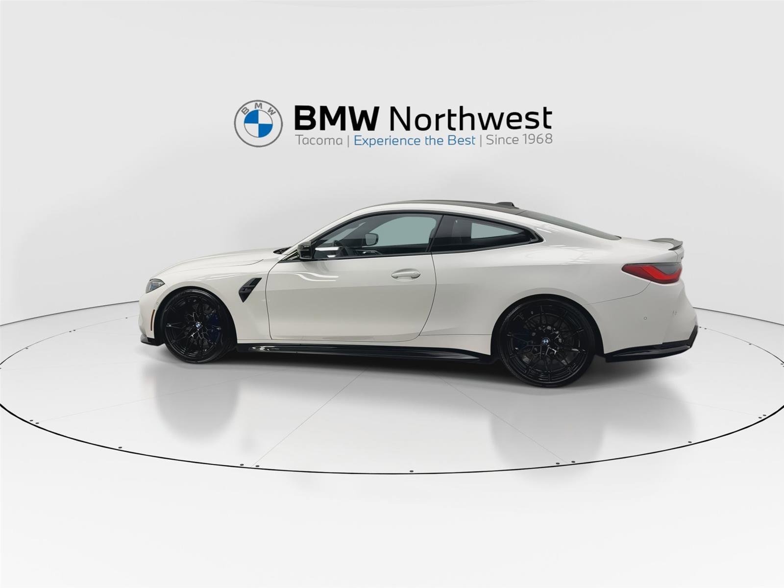 Used 2024 BMW M4 xDrive Competition w/ Executive Package image 11