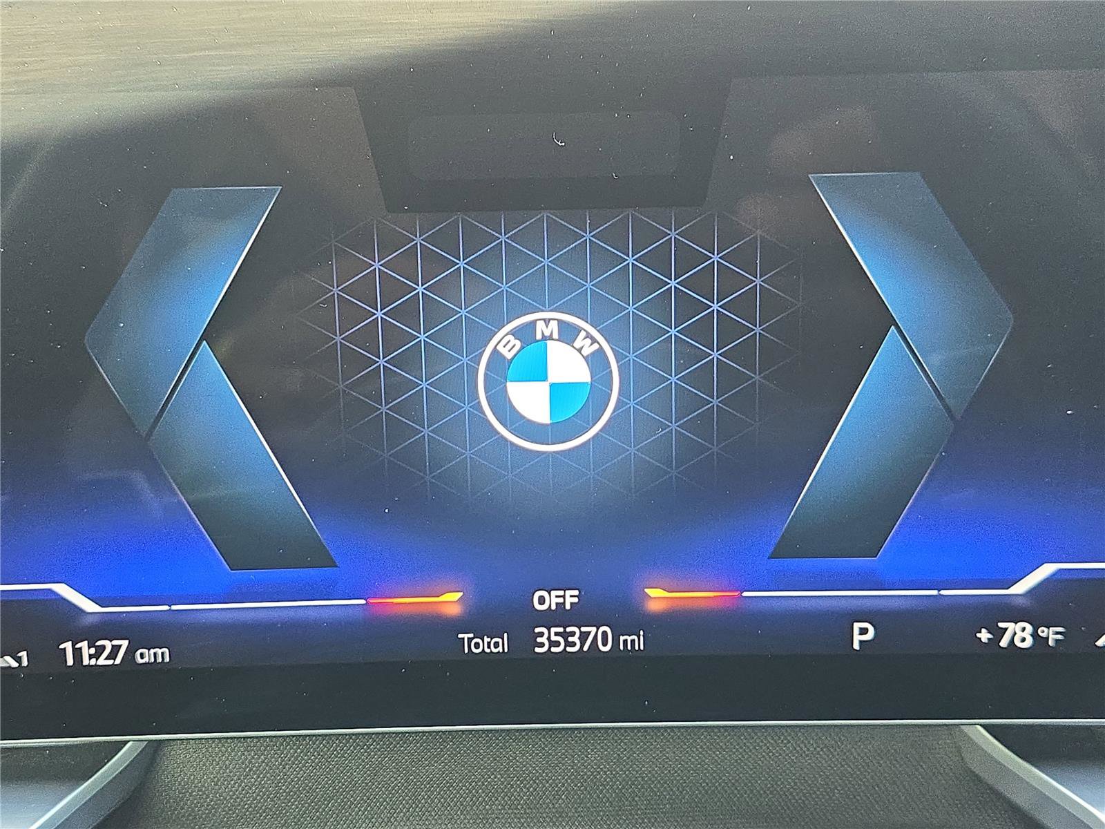 Used 2023 BMW 760i xDrive w/ Luxury Rear Seating Package image 25