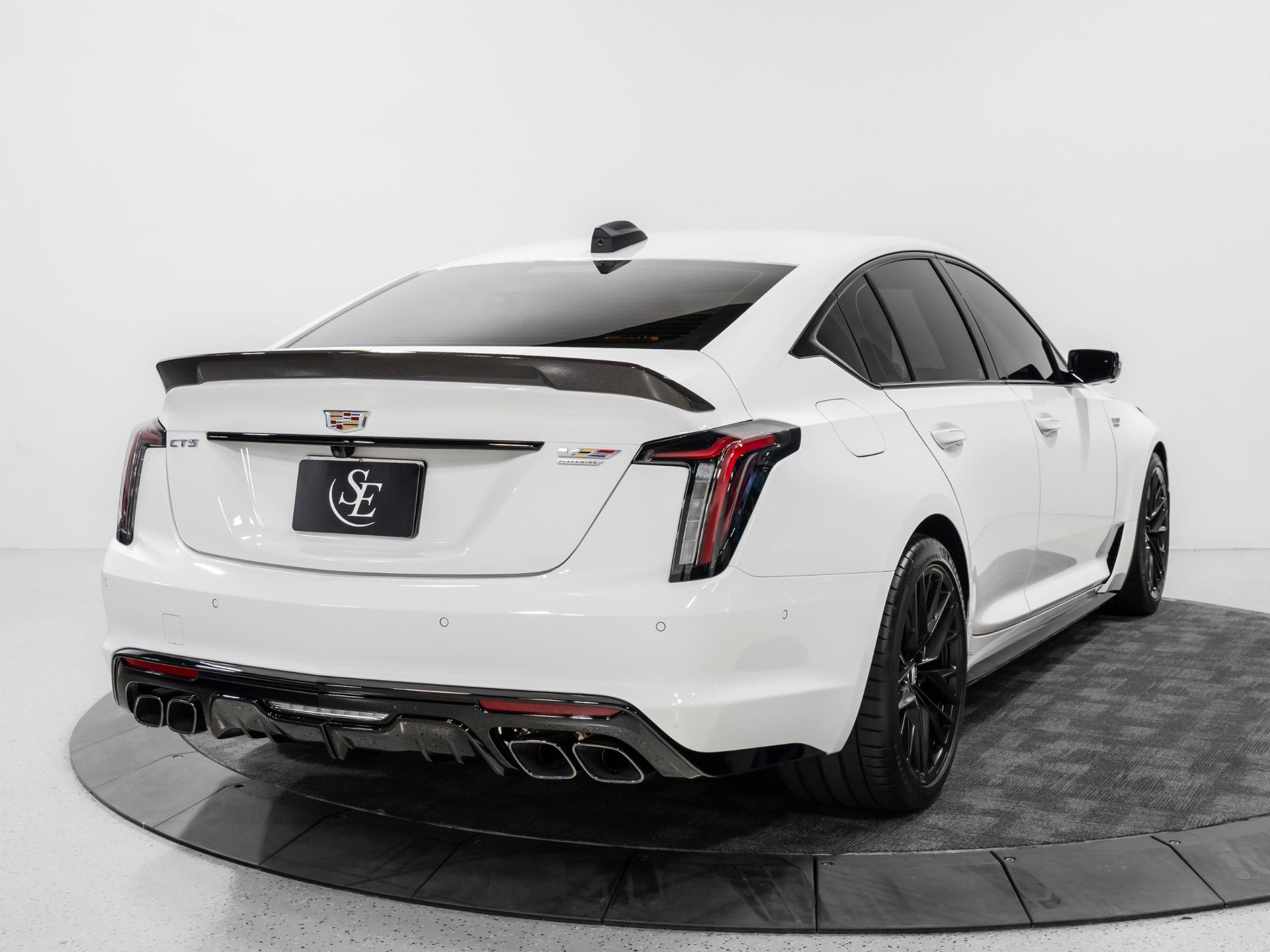 Used 2026 Cadillac CT5 V Blackwing w/ Carbon Fiber 1 Package image 8