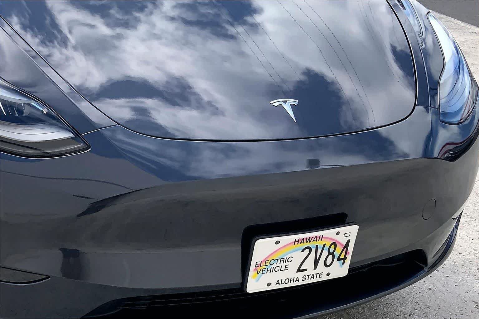 Used 2024 Tesla Model Y 2WD image 32