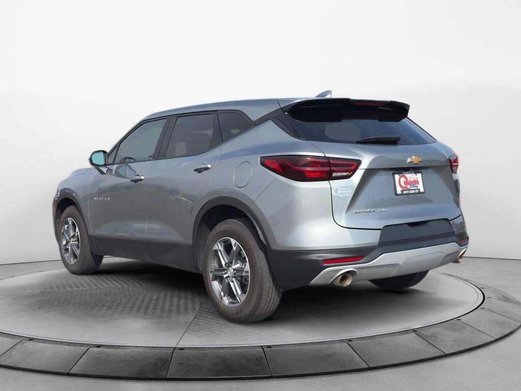 Certified 2025 Chevrolet Blazer LT AWD/4WD image 3