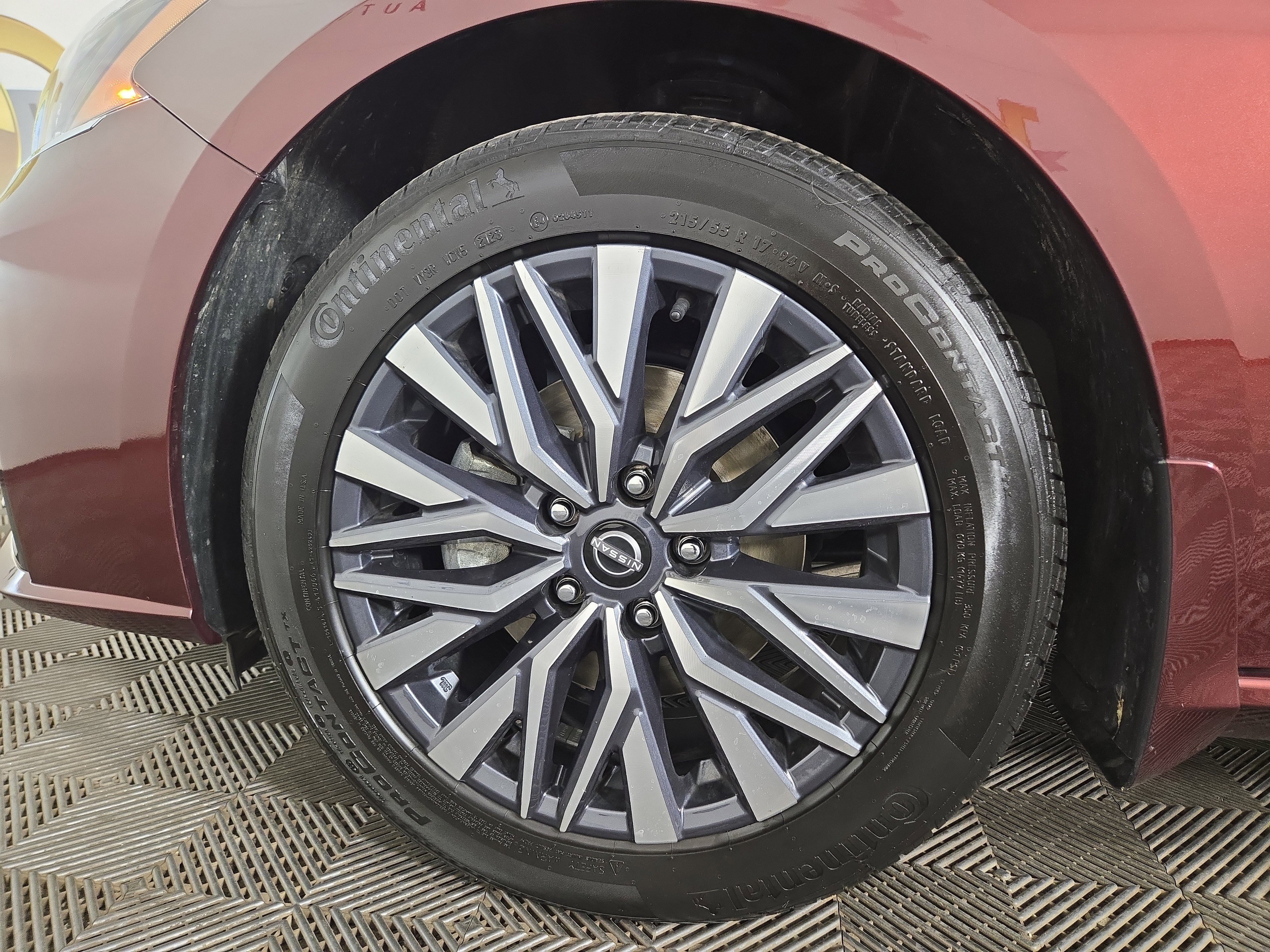 Used 2023 Nissan Altima 2.5 SV image 31