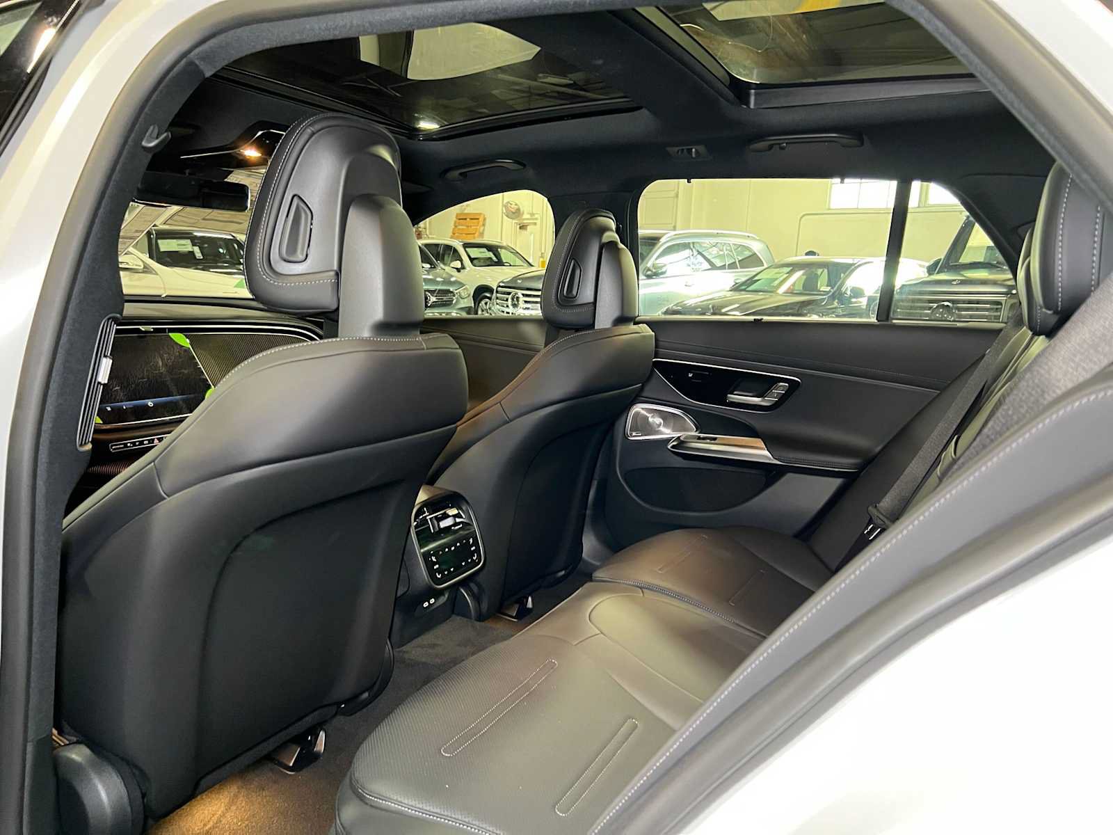 New 2027 Mercedes-Benz E 53 AMG e 4MATIC Wagon image 20