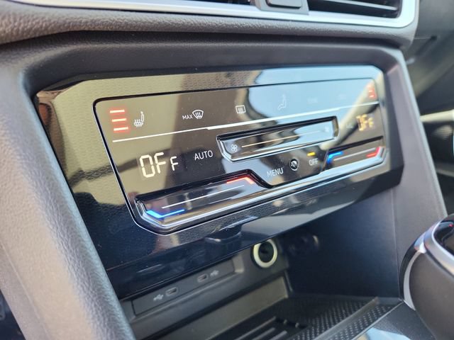 New 2026 Volkswagen Taos SE AWD/4WD image 14