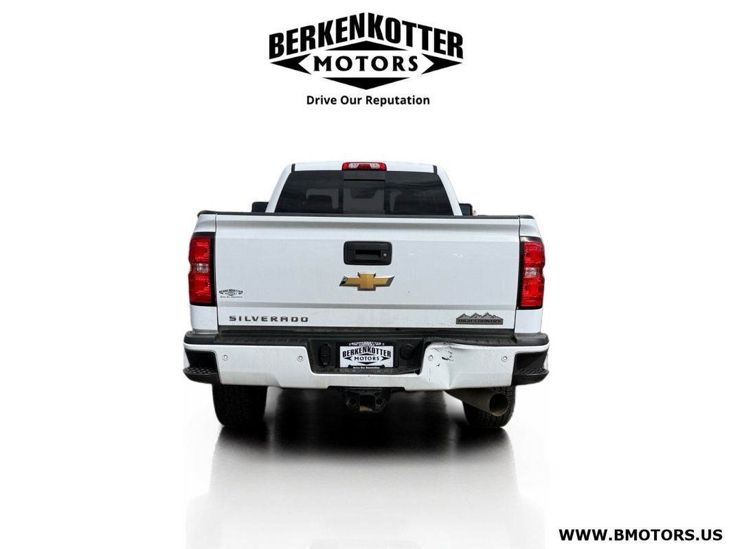 Used 2019 Chevrolet Silverado 3500 High Country w/ Duramax Plus Package image 4