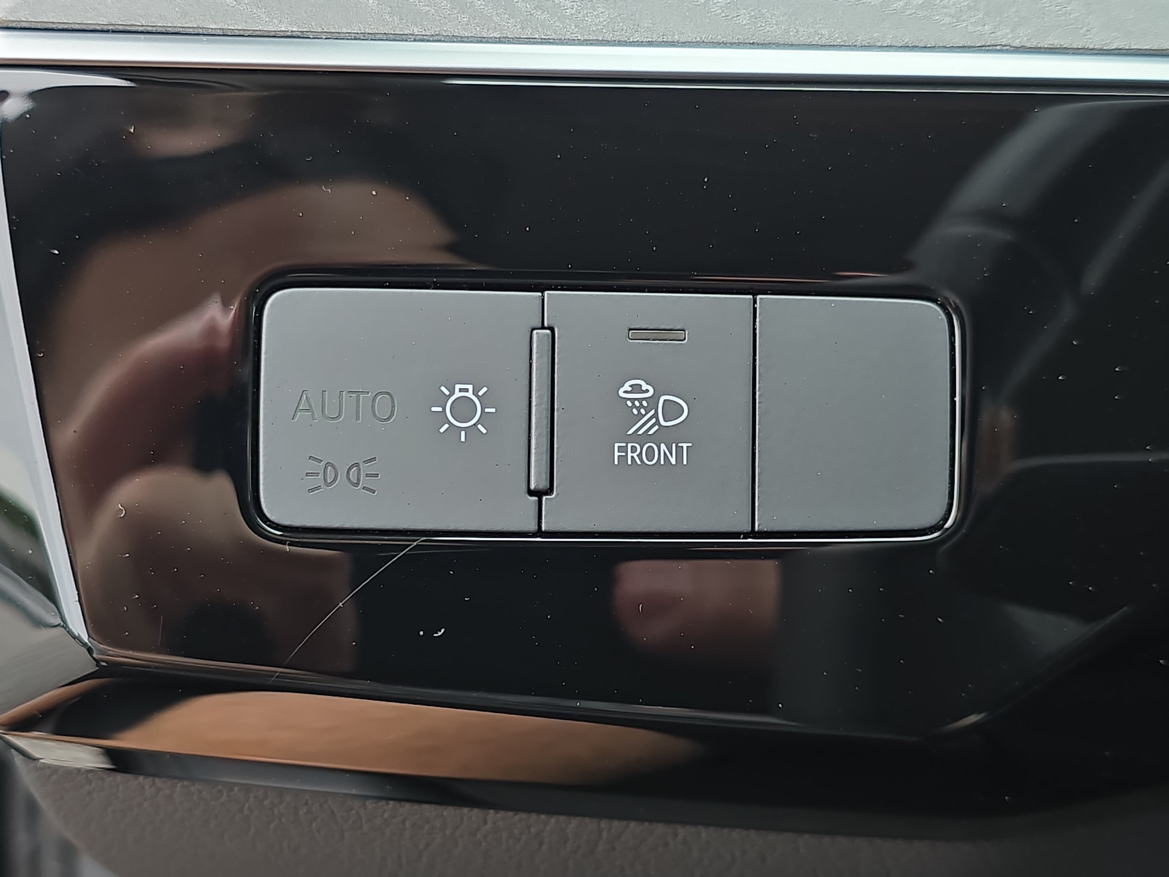 Used 2024 Audi Q8 e-tron Premium Plus AWD/4WD image 26