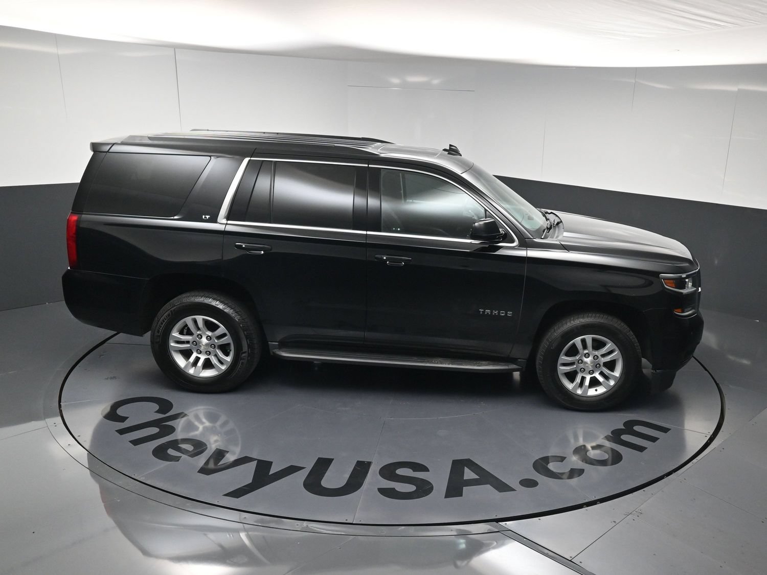 Used 2019 Chevrolet Tahoe LT AWD/4WD image 34