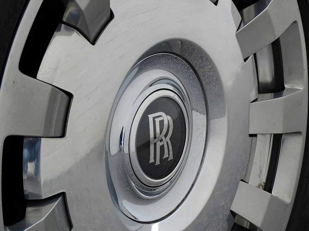 Certified 2019 Rolls-Royce Ghost RWD image 15