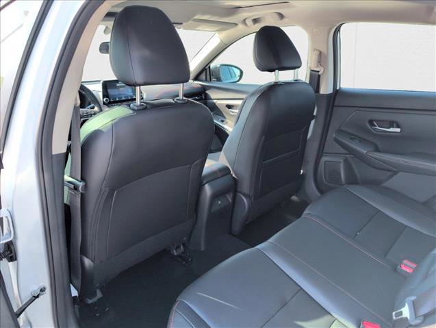 New 2025 Nissan Sentra SR w/ SR Premium Package image 16