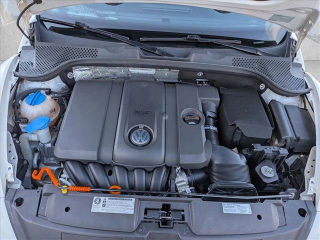 Used 2014 Volkswagen Beetle 2.5 image 21