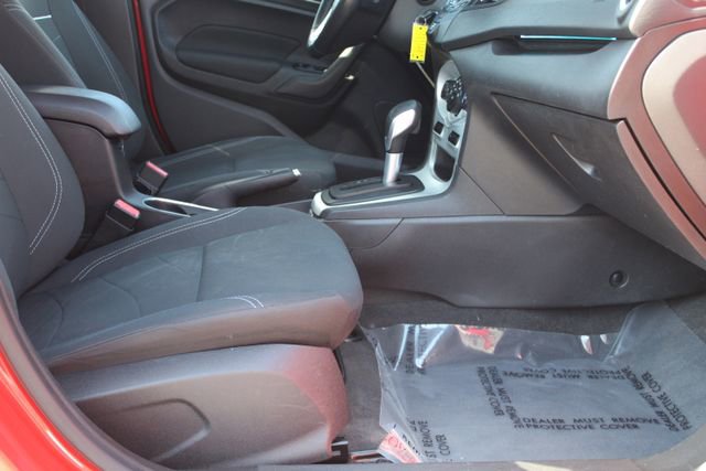 Used 2014 Ford Fiesta SE image 33