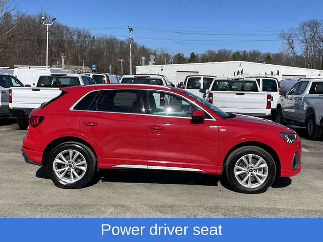 Used 2025 Audi Q3 2.0T Premium image 2