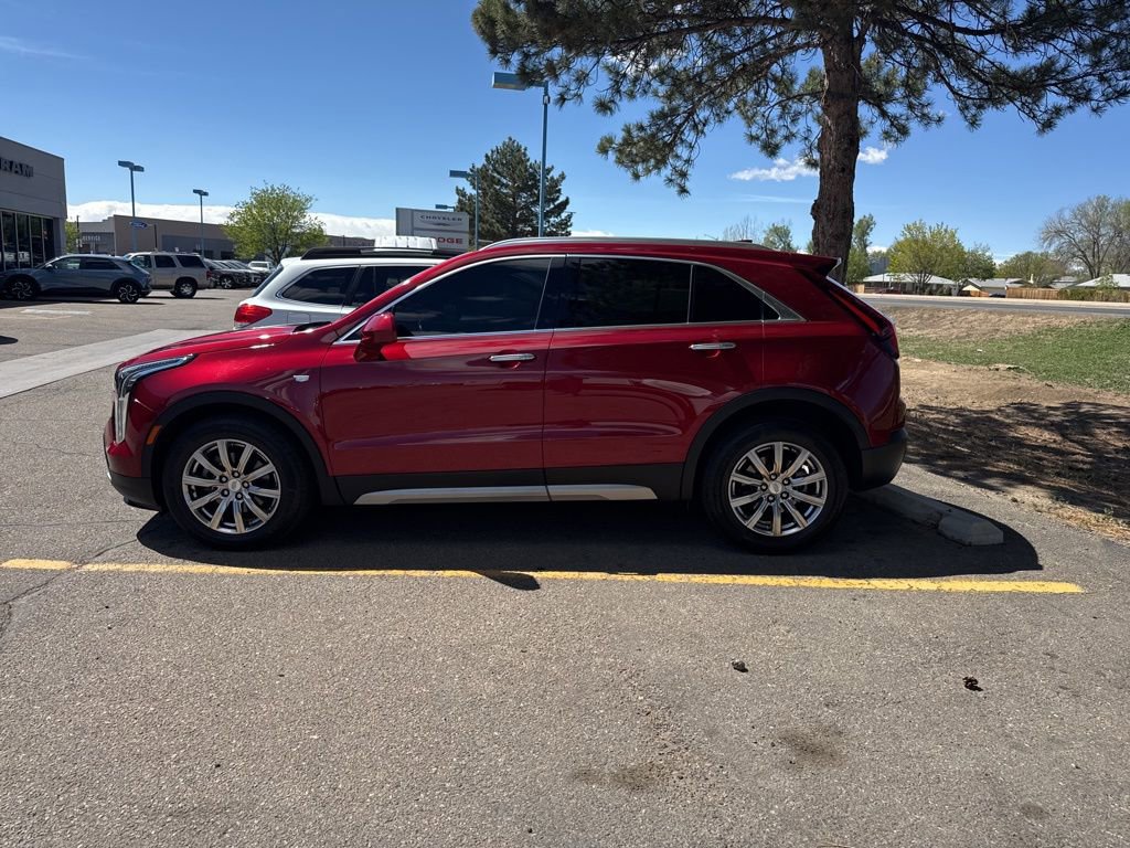 Used 2019 Cadillac XT4 Premium Luxury w/ Cold Weather Package image 10
