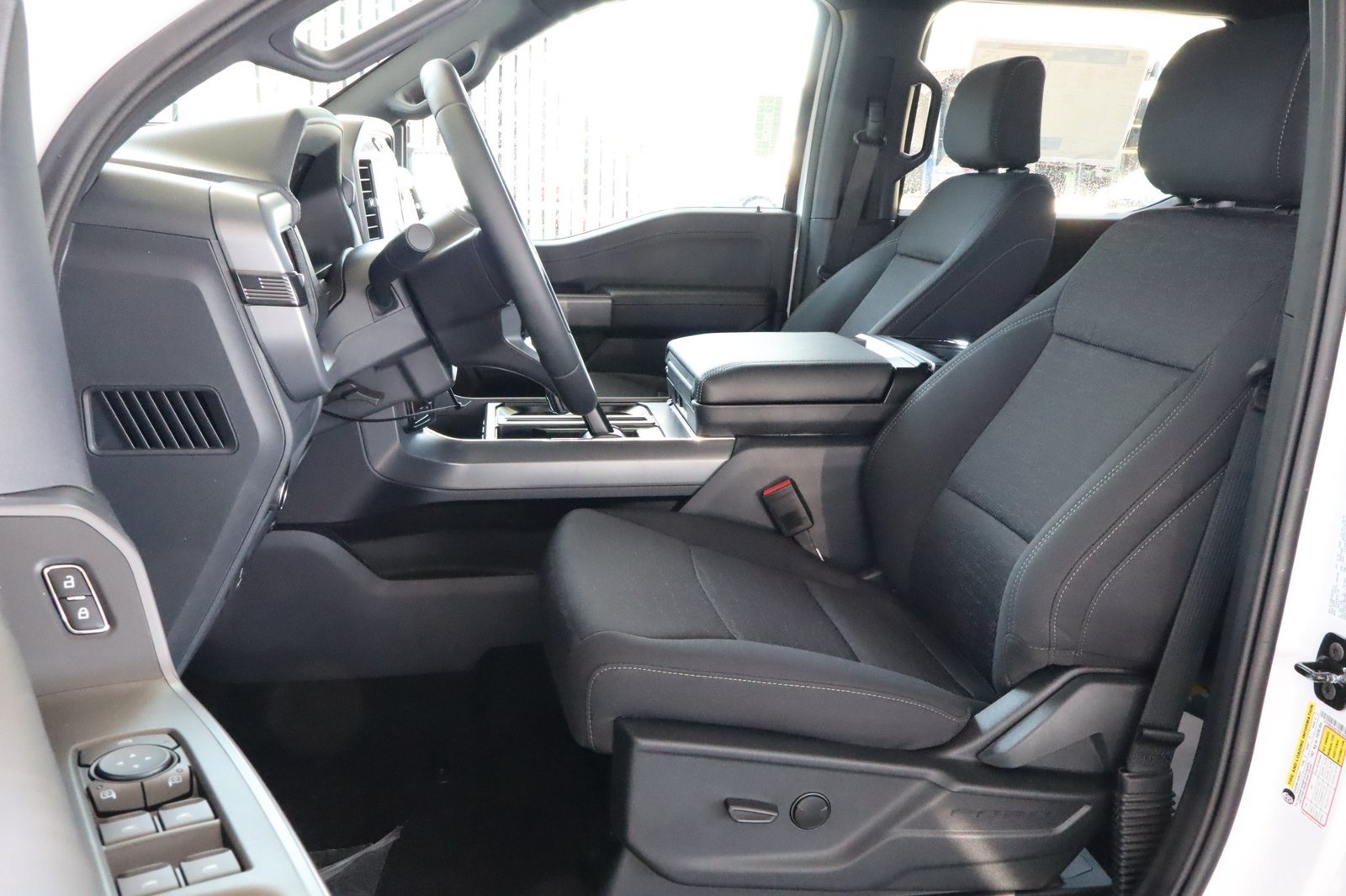 New 2026 Ford F150 XLT w/ FX4 Off-Road Package AWD/4WD image 22