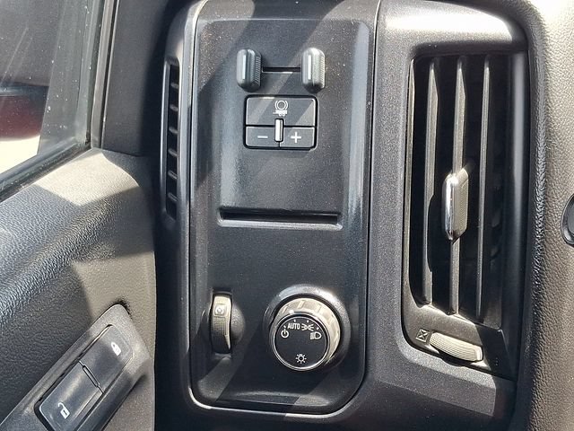 Used 2015 Chevrolet Silverado 3500 W/T w/ Snow Plow Prep Package AWD/4WD image 19
