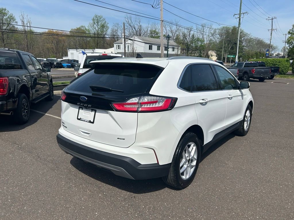 Certified 2023 Ford Edge SEL w/ Convenience Package AWD/4WD image 5