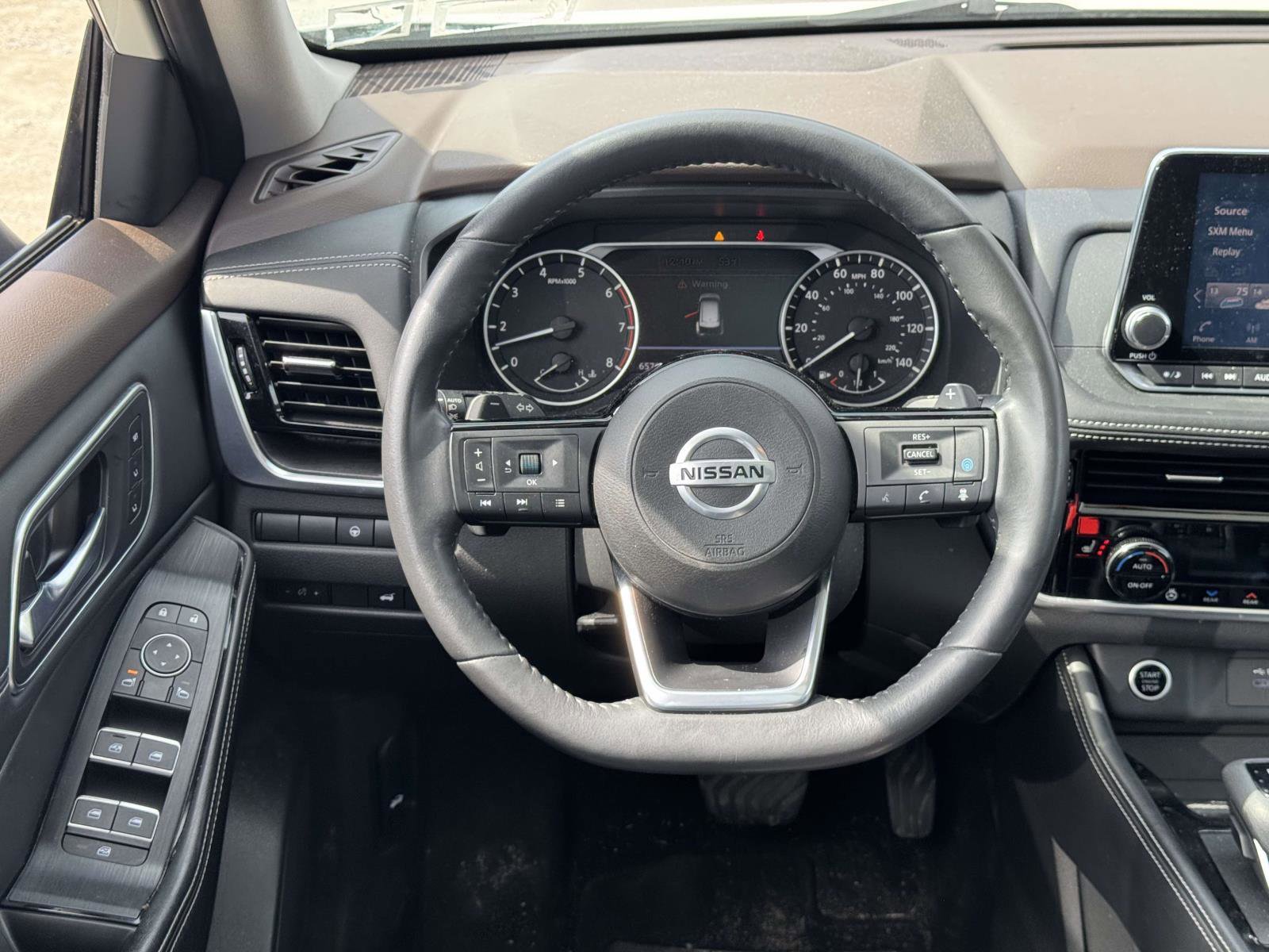 Used 2021 Nissan Rogue SL image 12