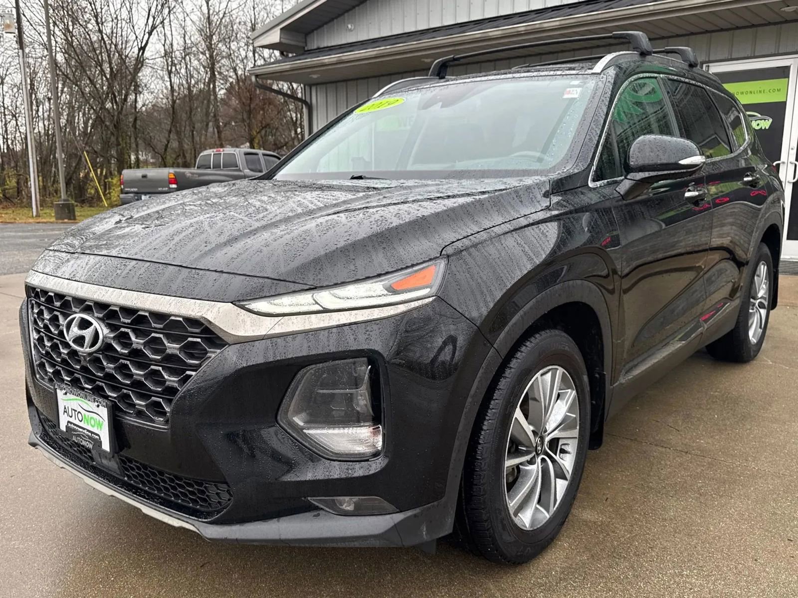 Used 2019 Hyundai Santa Fe AWD image 3