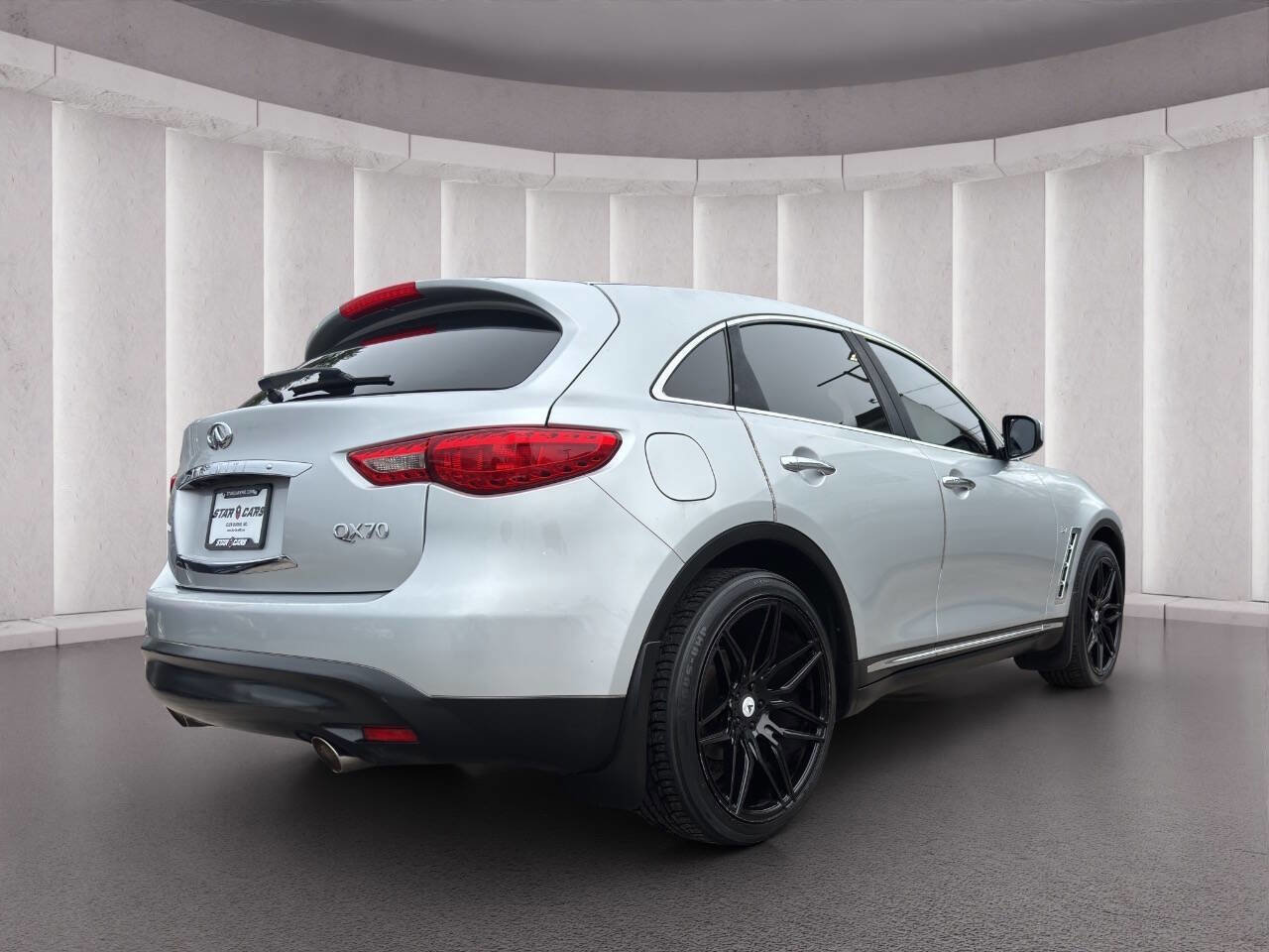 Used 2014 INFINITI QX70 2WD image 5