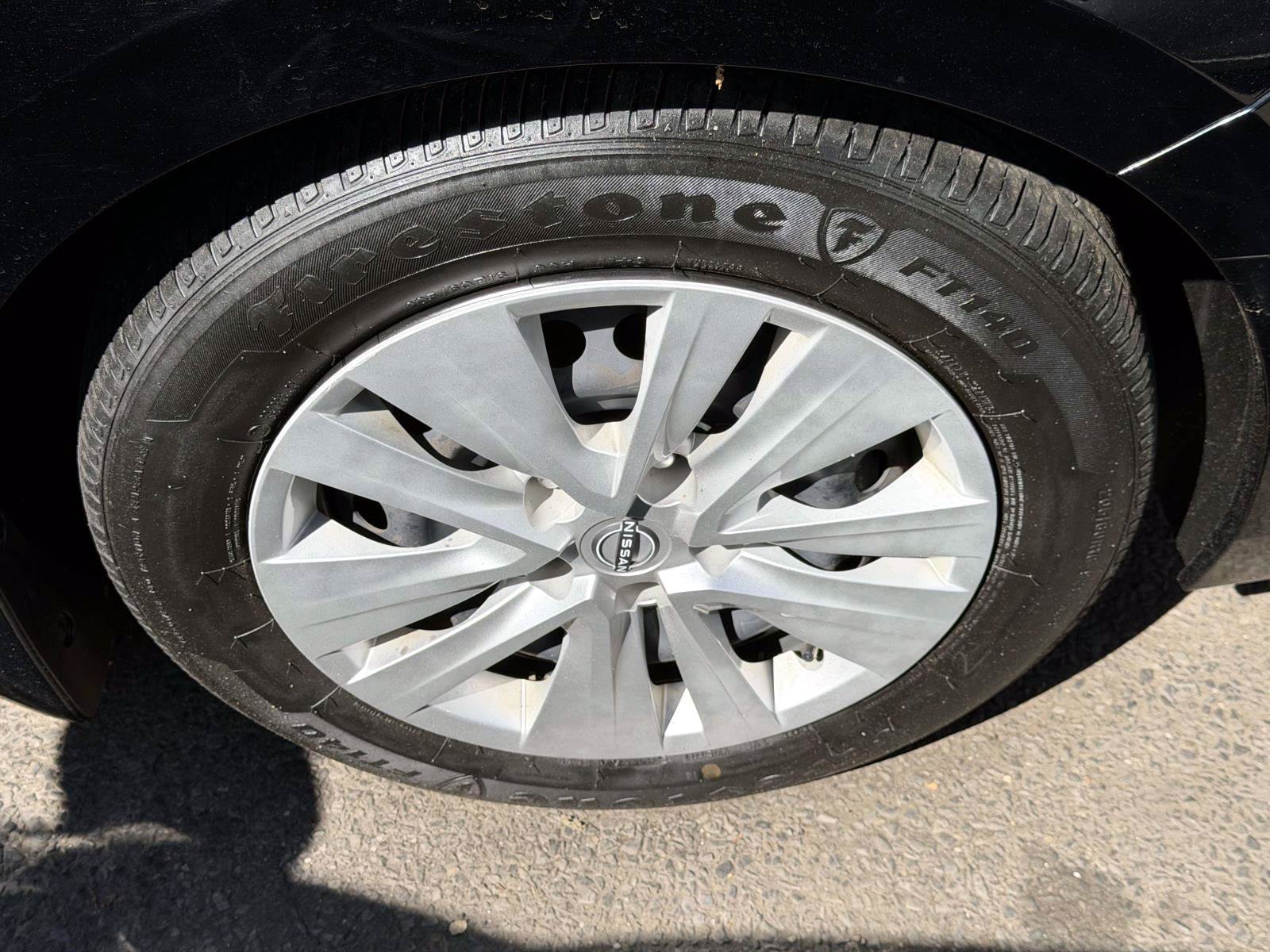 Used 2024 Nissan Sentra S FWD image 5