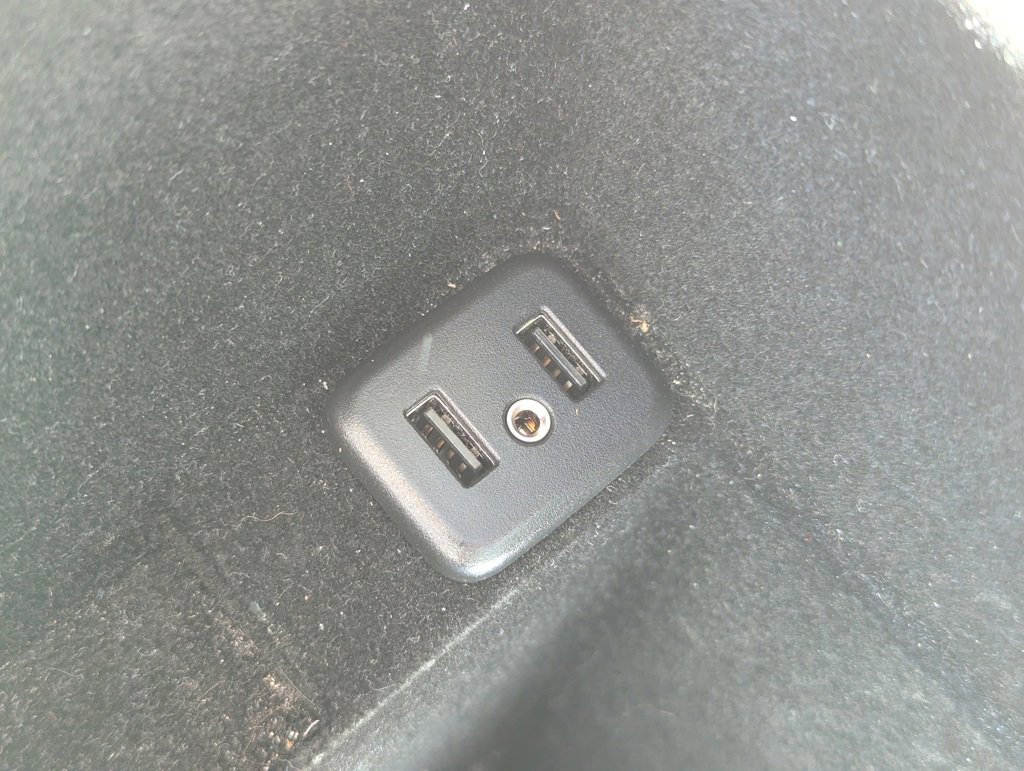 Used 2018 Cadillac Escalade Luxury image 25