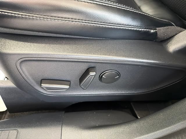 Certified 2024 Ford Escape Platinum AWD/4WD image 17