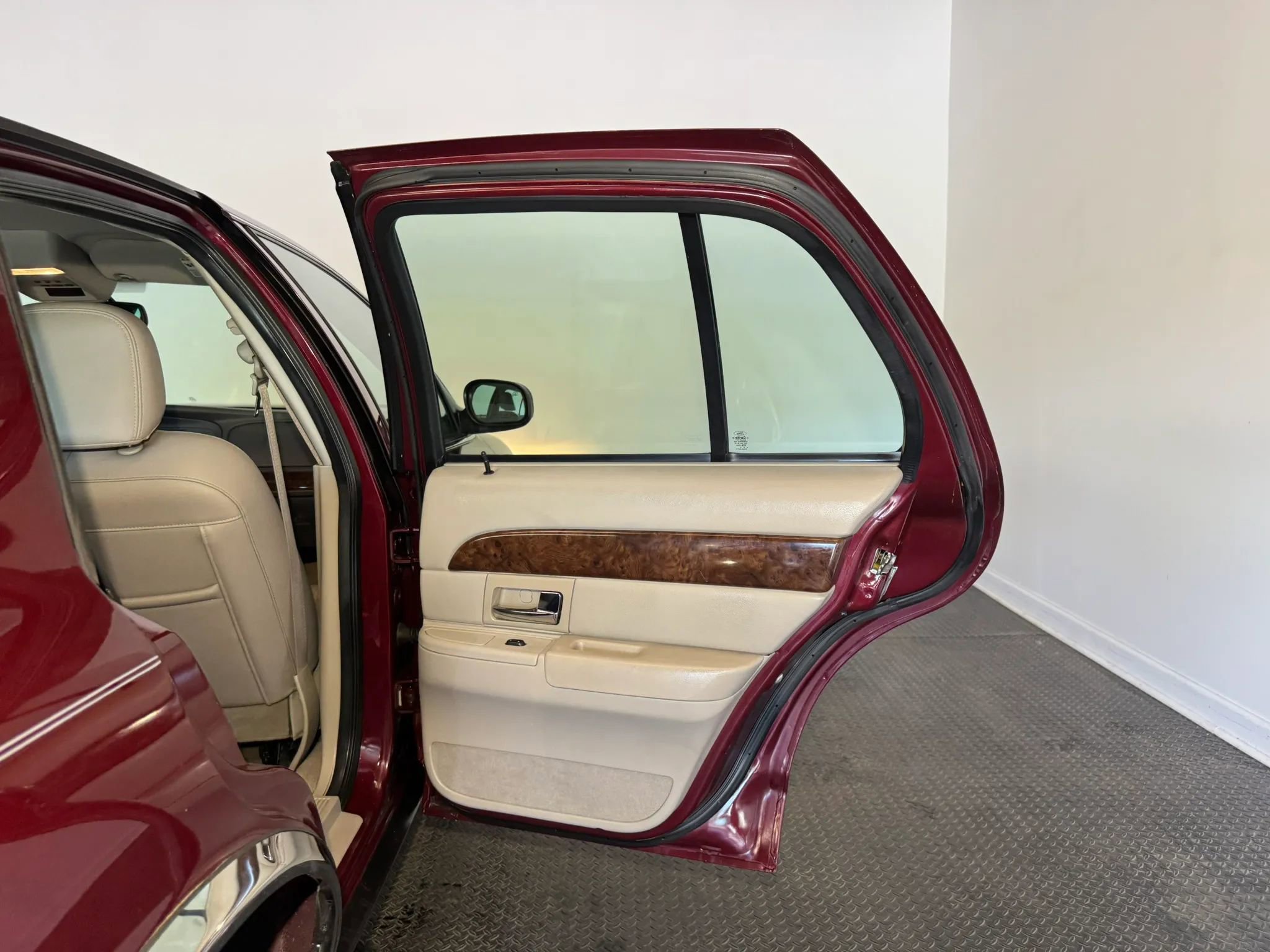 Used 2007 Mercury Grand Marquis LS image 23