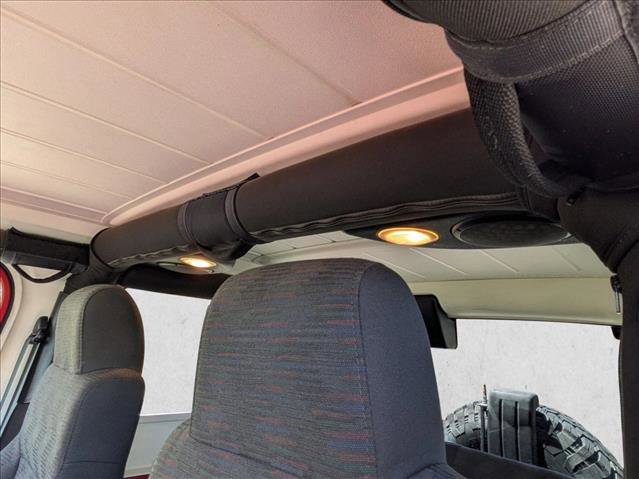 Used 2004 Jeep Wrangler 4WD image 20