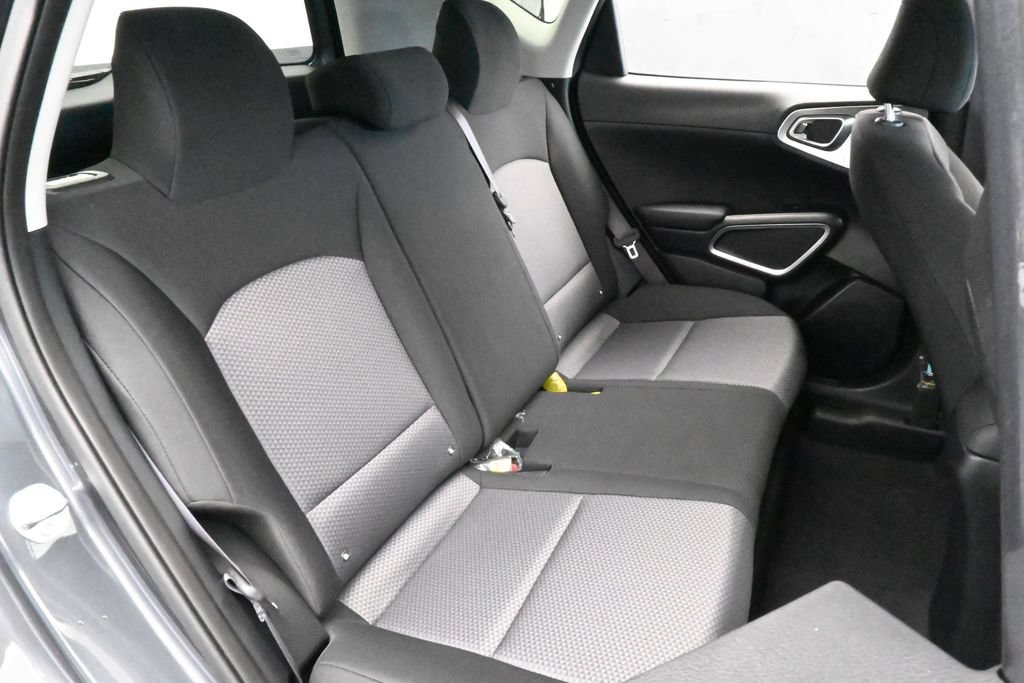 Used 2024 Kia Soul LX w/ Option Group 015 FWD image 39
