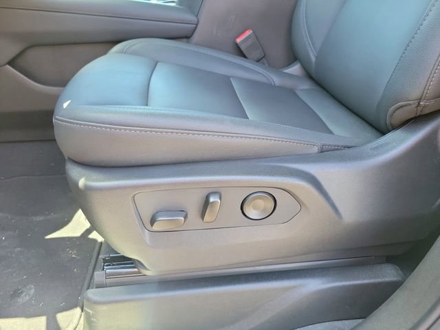 Used 2026 Chevrolet Tahoe LT RWD image 16