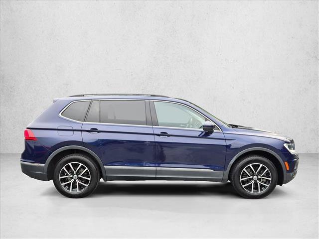 Used 2021 Volkswagen Tiguan SE w/ Panoramic Sunroof Package AWD/4WD image 4