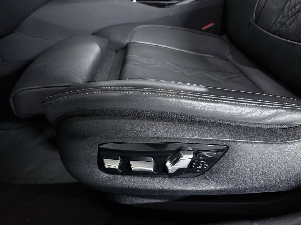 Used 2021 BMW M550i xDrive w/ Premium Package image 20