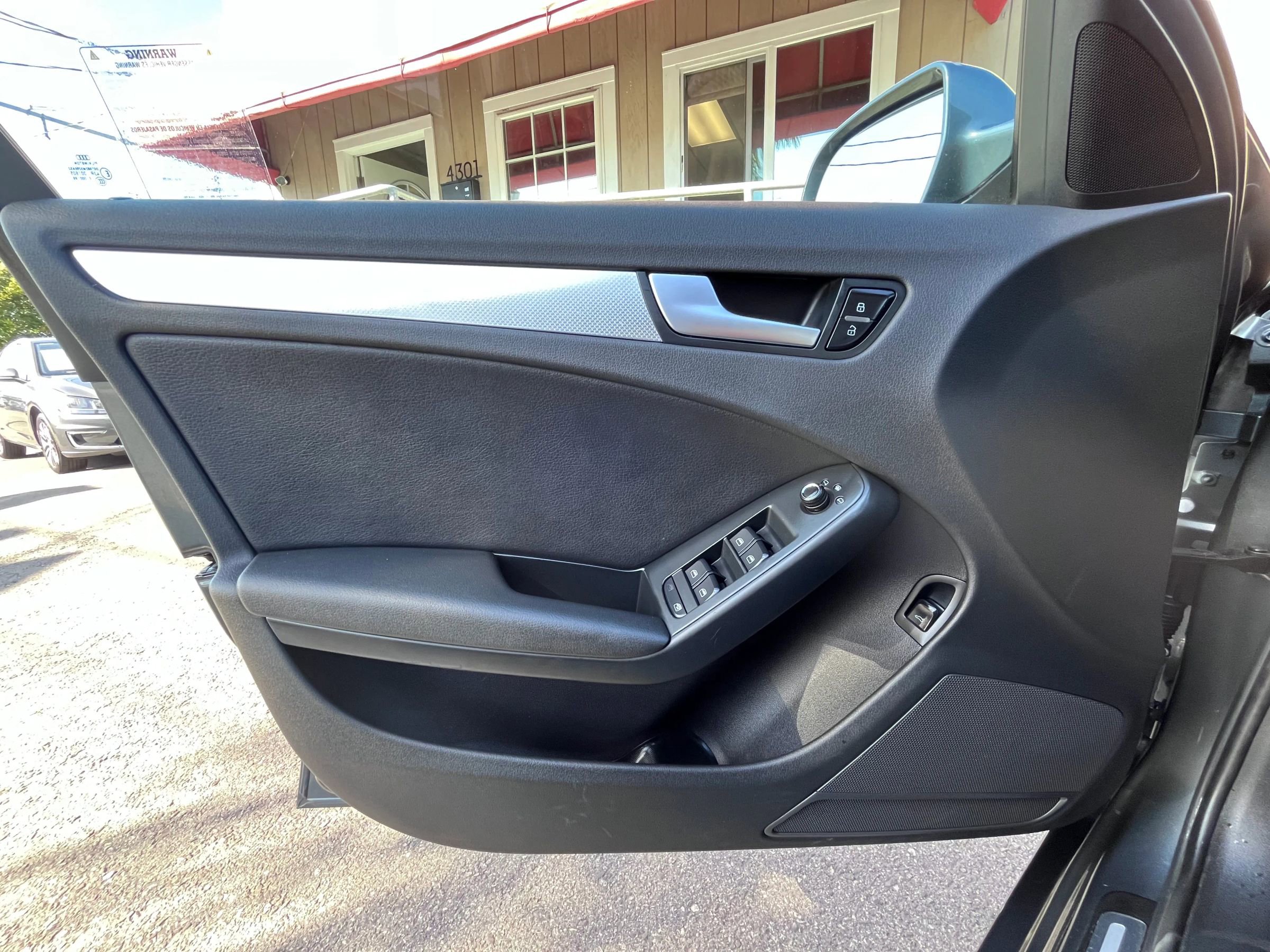 Used 2012 Audi A4 2.0T Premium AWD/4WD image 9