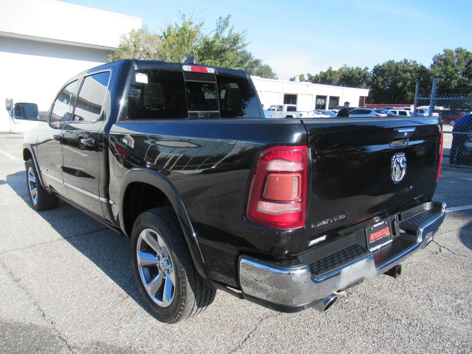 Used 2019 RAM 1500 Limited RWD image 5